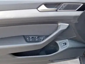 Passat Business TDI DSG thumbnail