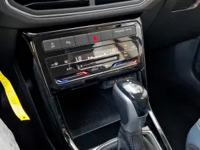 VW Noul T-Cross Style 1.5 TSI DSG thumbnail
