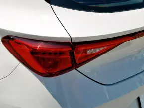 SEAT Leon Style 1.5 eTSI DSG7 mild hybrid thumbnail