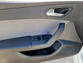 SEAT Leon Style 1.5 eTSI DSG7 mild hybrid thumbnail