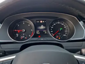 VW Passat Var.Comfortline 2.0 TDI DSG thumbnail
