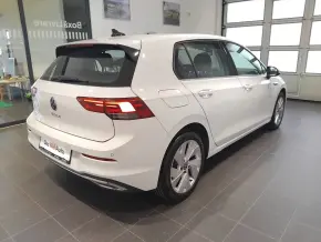 VW Golf Style 2.0 TDI DSG thumbnail