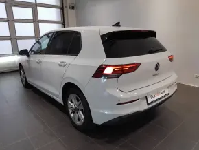 VW Golf Life 2.0 TDI DSG thumbnail