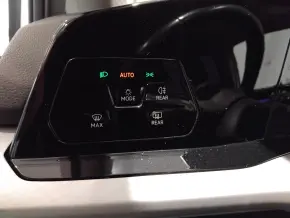 VW Golf Life 2.0 TDI DSG thumbnail