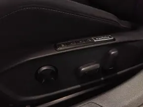 VW Golf Style 2.0 TDI DSG thumbnail