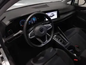 VW Golf Style 2.0 TDI DSG thumbnail