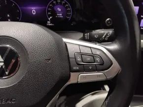 VW Golf Life 2.0 TDI DSG thumbnail