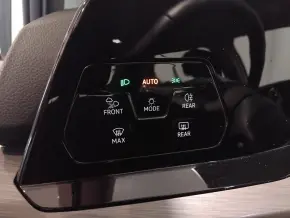 VW Golf Style 2.0 TDI DSG thumbnail
