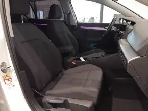 VW Golf Life 2.0 TDI DSG thumbnail