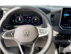 VW Crafter 3.5 Furgon L5H3 FWD 130kW thumbnail