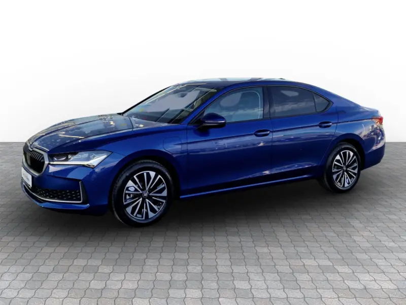 Superb Selection PHEV