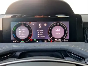 Superb Selection PHEV thumbnail
