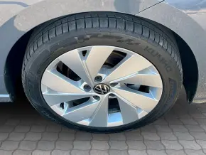 VW Golf Style1.5 eTSI ACT DSG mild hyb thumbnail