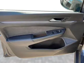 VW Golf Style1.5 eTSI ACT DSG mild hyb thumbnail