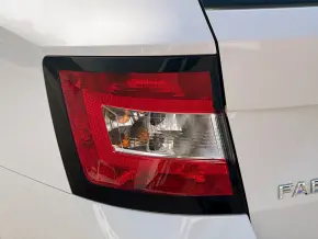 Škoda FABIA COMBI SMART 1.0 TSI thumbnail
