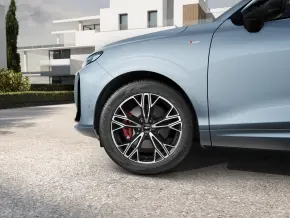 Q3 40 TFSI quattro thumbnail