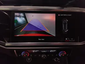 Audi Q3 40 TFSI quattro thumbnail
