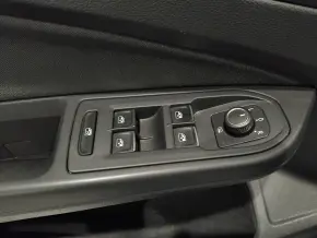 VW Noul Golf Style 2.0 TDI DSG thumbnail