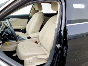 Audi A4 Limousine 40 TFSI thumbnail