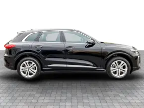 Audi Q5 40 TDI quattro thumbnail
