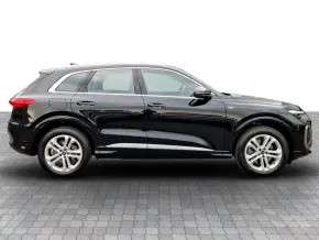 Audi Q5 40 TDI quattro thumbnail