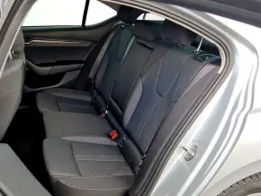 Škoda OCTAVIA STYLE 2.0 TDI DSG thumbnail