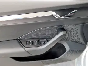 Škoda OCTAVIA STYLE 2.0 TDI DSG thumbnail