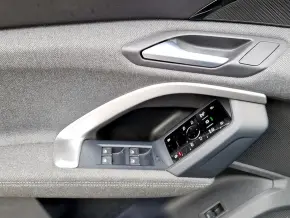 Audi Q5 40 TDI quattro thumbnail