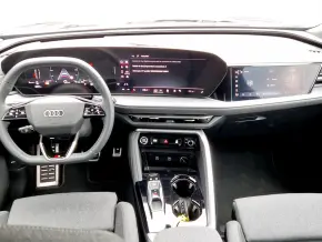Audi Q5 Sportback 40 TDI quattro thumbnail