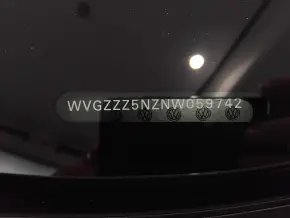 VW Noul Tiguan Elegance 2,0 TDI DSG 4Mot thumbnail
