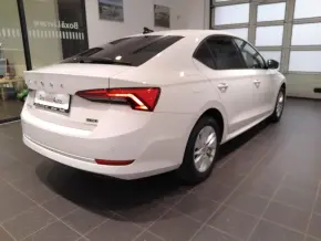 Škoda OCTAVIA AMBITION 1.5 TSI DSG mHEV thumbnail