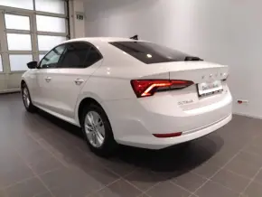 Škoda OCTAVIA AMBITION 1.5 TSI DSG mHEV thumbnail
