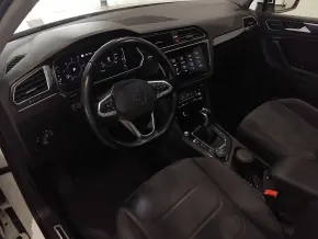 VW Noul Tiguan Elegance 2,0 TDI DSG 4Mot thumbnail