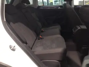 VW Noul Tiguan Elegance 2,0 TDI DSG 4Mot thumbnail