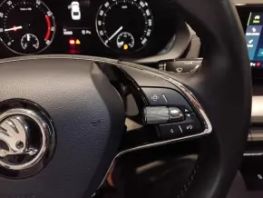 Škoda OCTAVIA AMBITION 1.5 TSI thumbnail