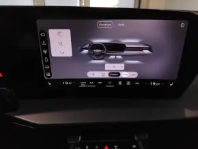 Audi Q3 Sportback 40 TFSI quattro thumbnail