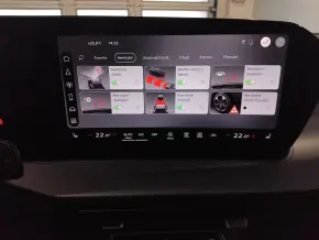 Audi Q3 Sportback 40 TFSI quattro thumbnail