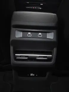 Audi Q3 Sportback 40 TFSI quattro thumbnail