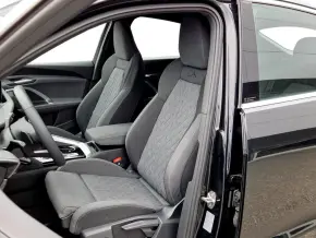 Audi Q5 Sportback 40 TDI quattro thumbnail
