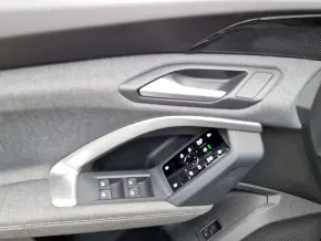 Audi Q5 Sportback 40 TDI quattro thumbnail