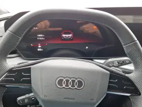 Audi Q5 Sportback 40 TDI quattro thumbnail
