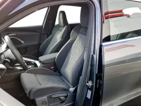 Audi Q5 40 TDI quattro thumbnail