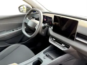 VW ID.Polo Life 52 kWh thumbnail