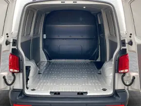 VW T6.1 Furgon LR 2.0 TDI 81KW thumbnail