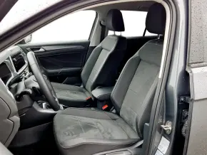 VW T-Roc Style TDI DSG thumbnail