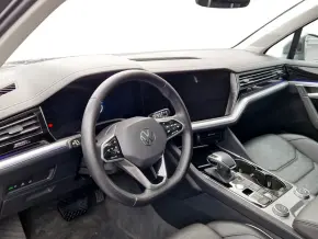 VW Touareg Elegance V6 Plug in Hybrid thumbnail