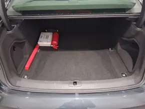 Audi A4 Limousine 35 TDI thumbnail