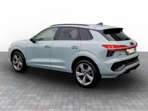 Audi Q3 35 TFSI thumbnail