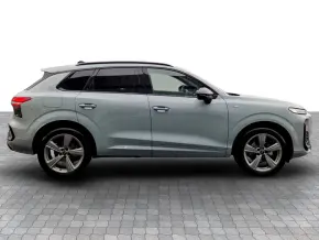 Audi Q3 35 TFSI thumbnail