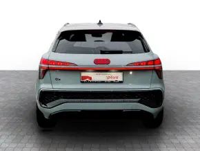 Audi Q3 35 TFSI thumbnail